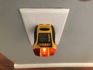 ungrounded plug outlet
